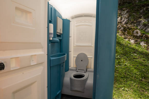 Best Wedding porta potty rental  in Benton Heights, MI